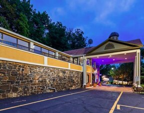 Hotel exterior at Best Western Fort Lee.