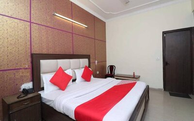 Airport Hotel Mayank Residency