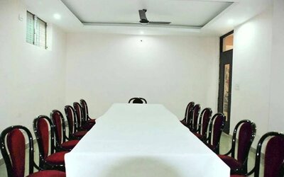 Airport Hotel Mayank Residency