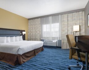 Day use room with work desk at Hotel 1550 SFO.