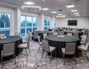 Professional meeting room at Hampton Inn & Suites Cape Canaveral Cruise Port.