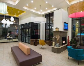 Lobby and coworking space at Hilton Garden Inn New York/Tribeca.