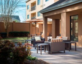 Courtyard By Marriott Dothan