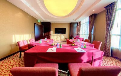 Professional meeting room at Millennium Central Doha.