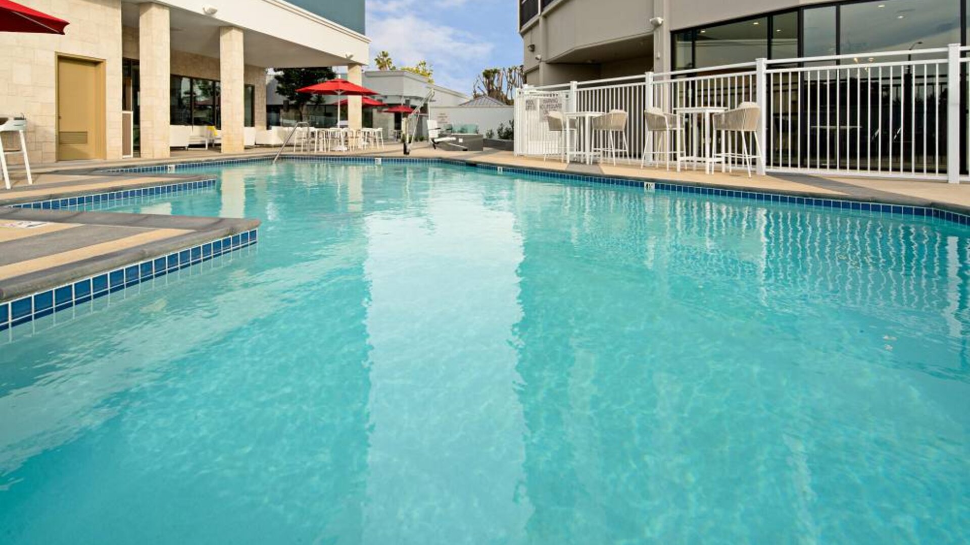 Staybridge Suites Long Beach Airport