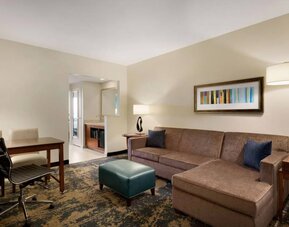 Embassy Suites By Hilton Denver Downtown Convention Center