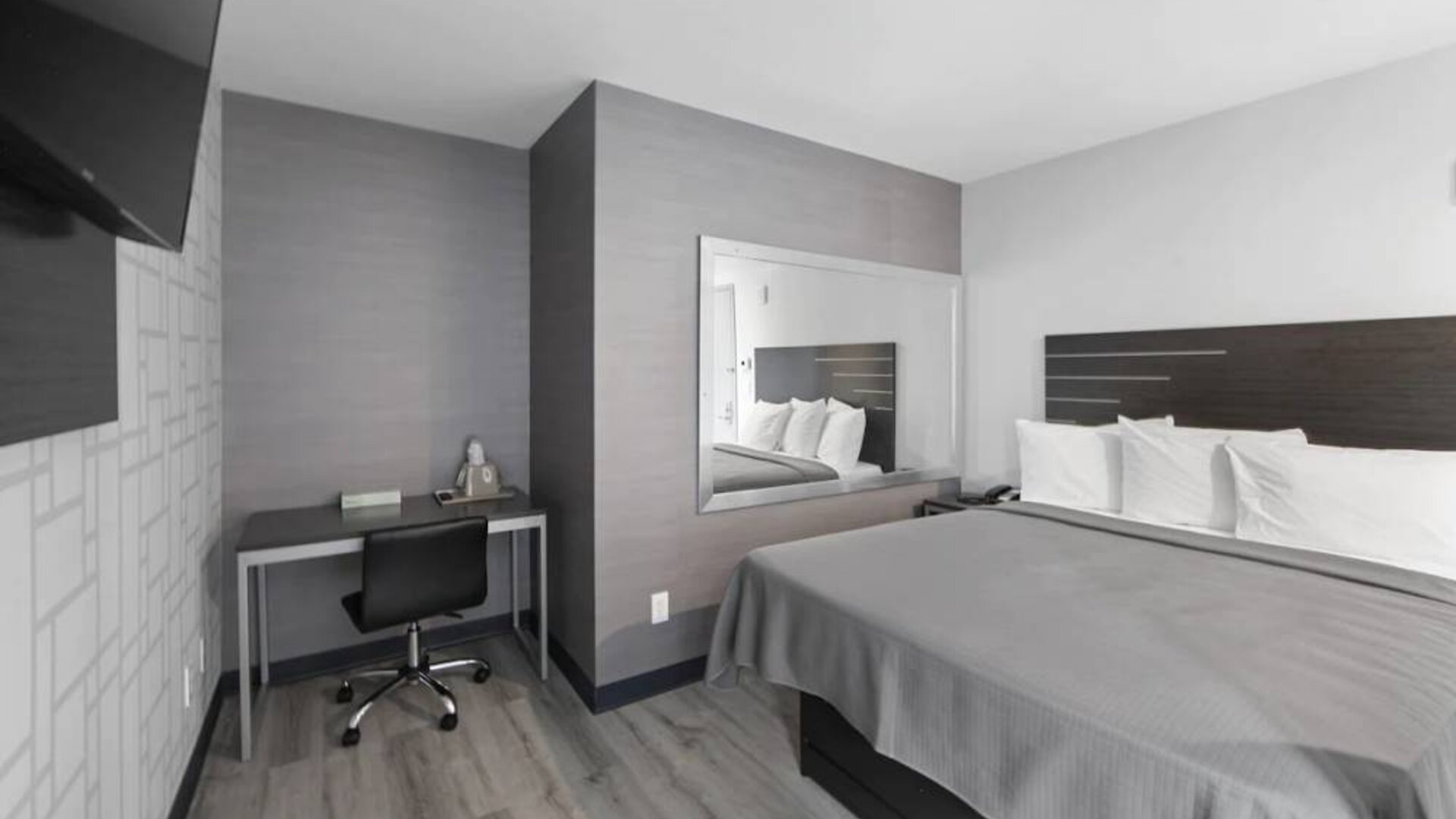 Day use room with work desk at Hotel 365 Bronx.