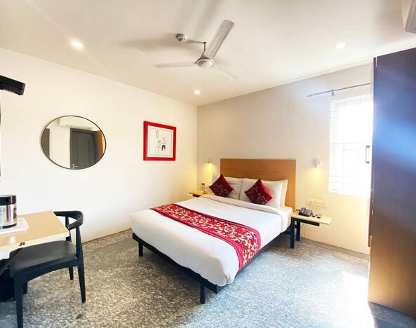 Hotel Golden Saffron