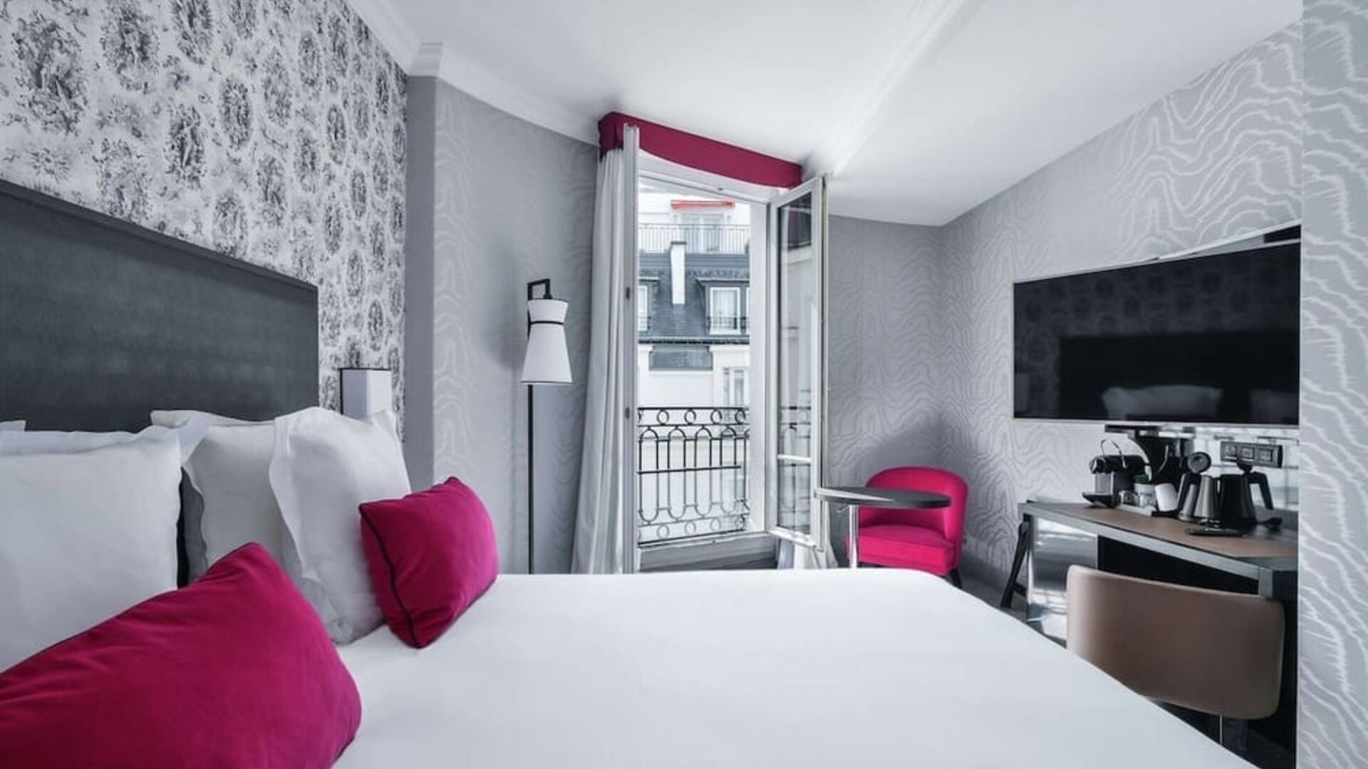 Maison Astor Paris, Curio Collection By Hilton