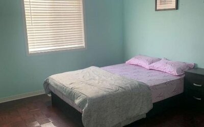 Spacious day room at Home Stay Canada.