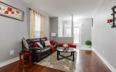 Lounge and coworking space at Home Stay Canada.