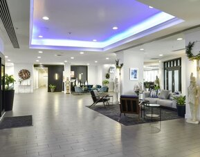 Lobby area at Hotel Tampa Riverwalk.