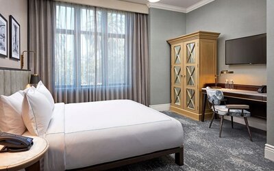 Day use room with natural light at The Citizen Hotel, Autograph Collection.