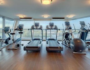 Fitness center at DoubleTree By Hilton Newcastle International Airport.