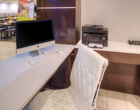 Business center at Holiday Inn Belcamp - Aberdeen Area.