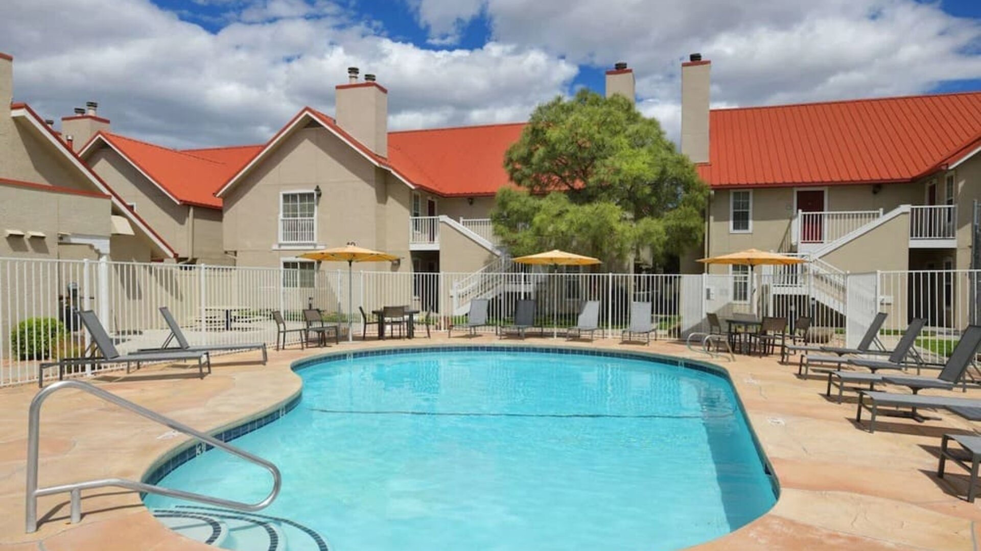 Relaxing outdoor pool at Sonesta ES Suites Albuquerque.
