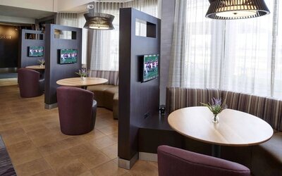 Work and coworking pods at Sonesta Select Milwaukee Brookfield.