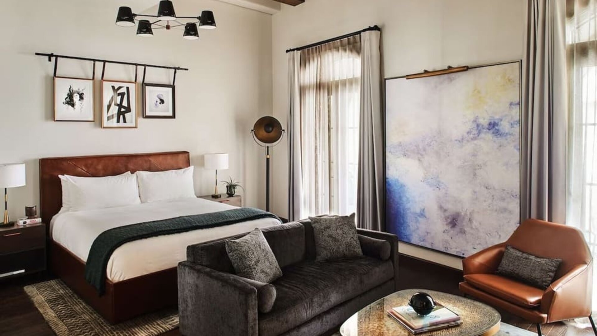 King room with lounge area at Hotel Figueroa.