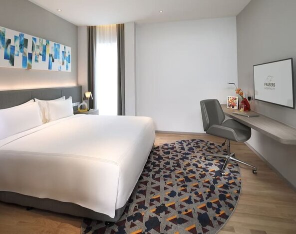 Day use room with TV and work space at Capri By Fraser Johor Bahru.