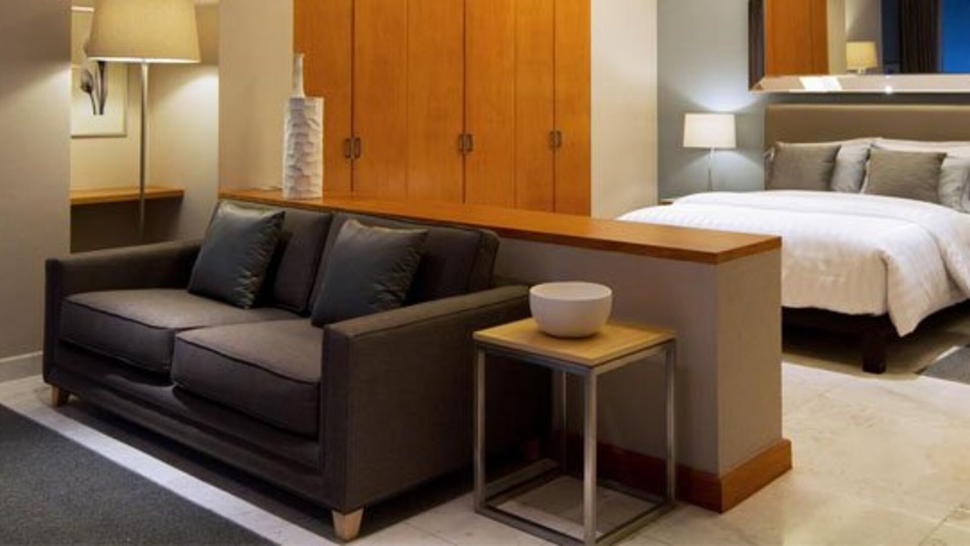 Hotel Pennsylvania Suites