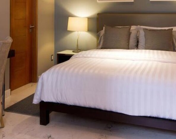 Hotel Pennsylvania Suites