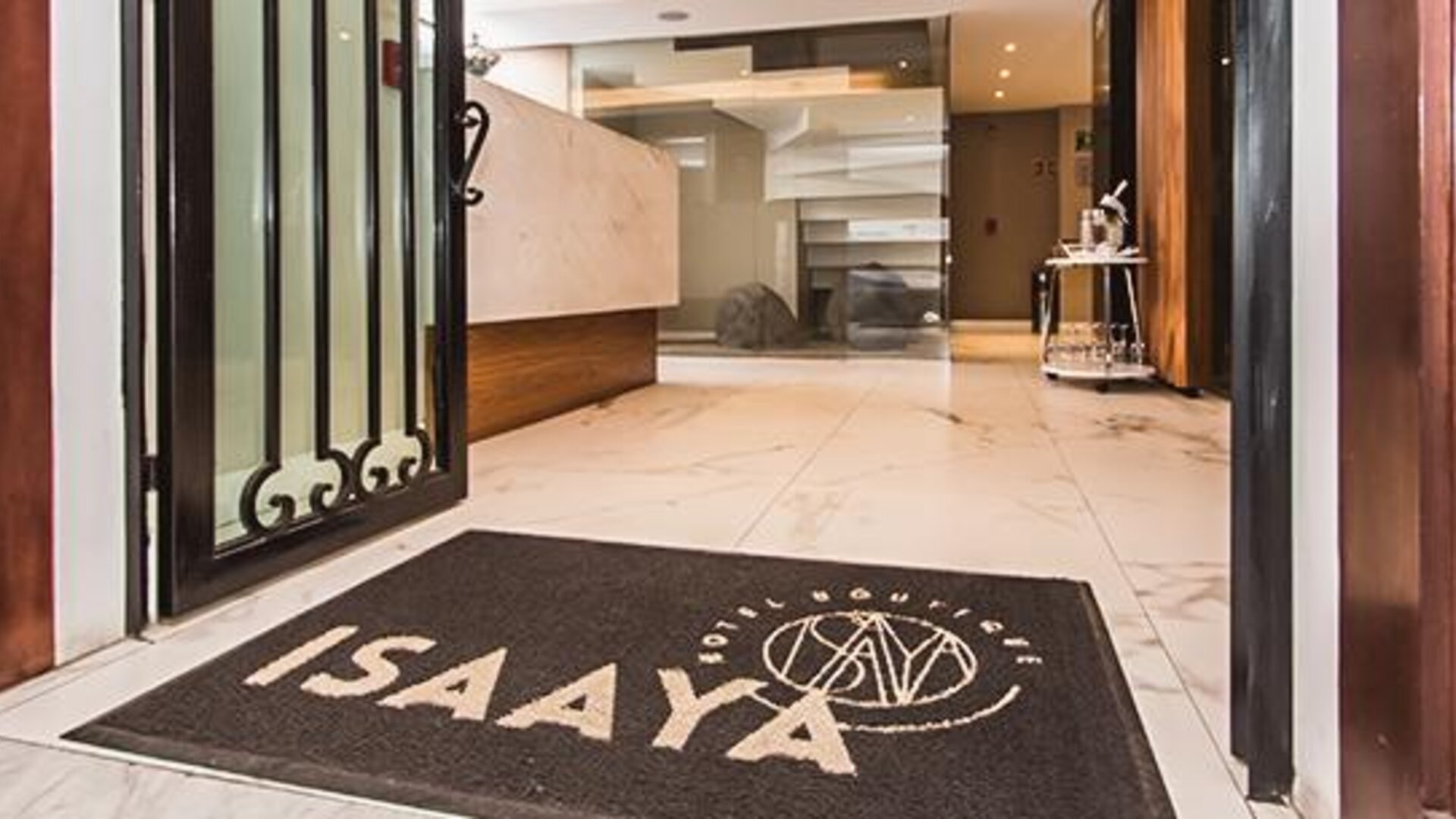 Isaaya Hotel Boutique By WTC
