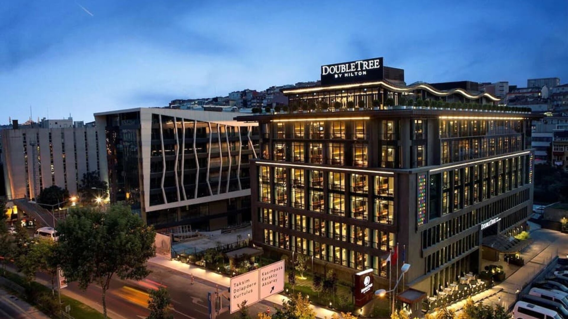 Hotel exterior at DoubleTree By Hilton Istanbul - Piyalepasa.