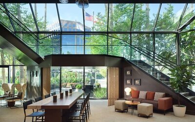 Lobby and coworking space at Sonesta Irvine.