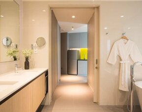 Spacious guet bathroom at Modena By Fraser Bangkok.