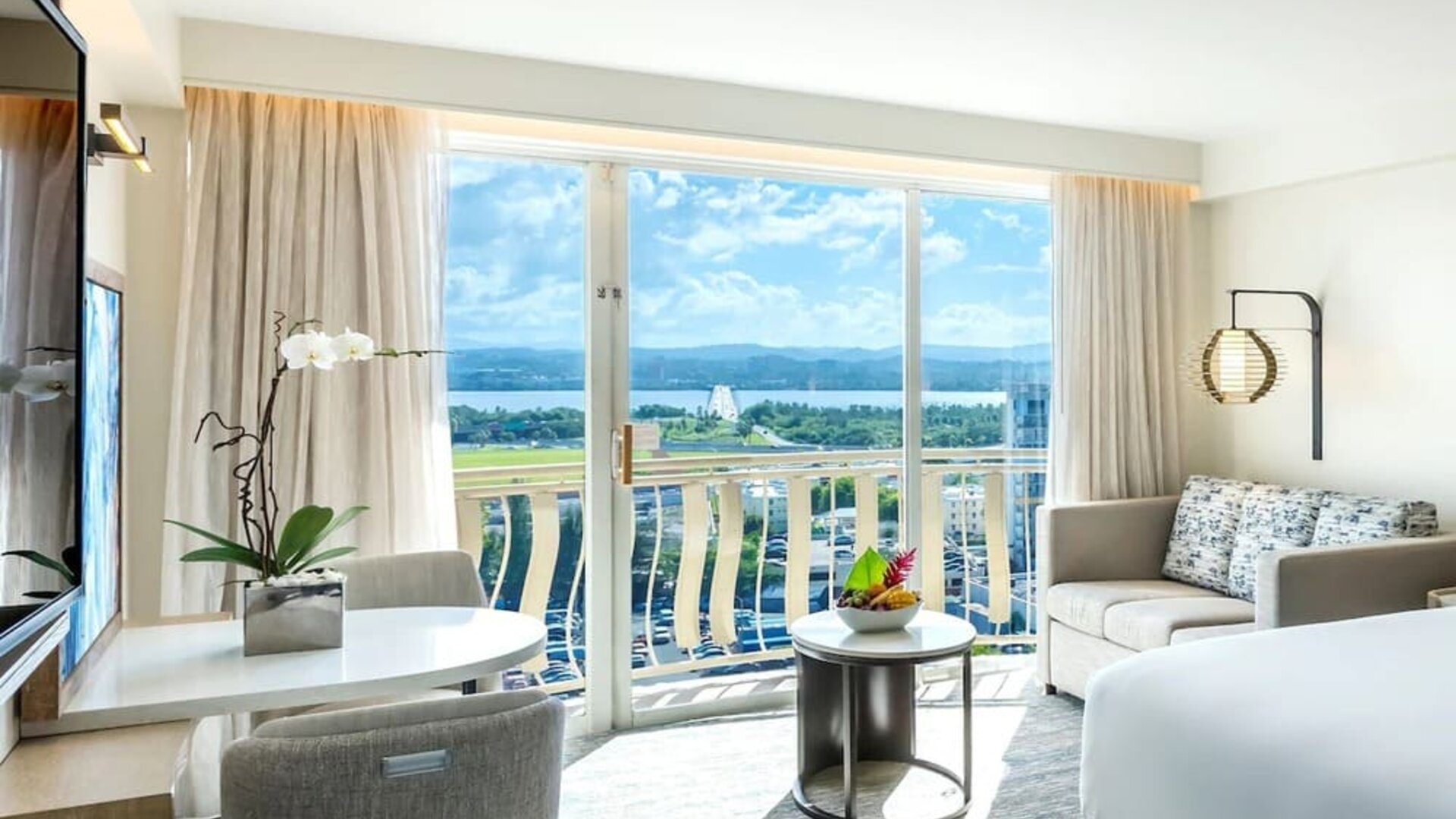 Day room with sea view at Royal Sonesta San Juan.