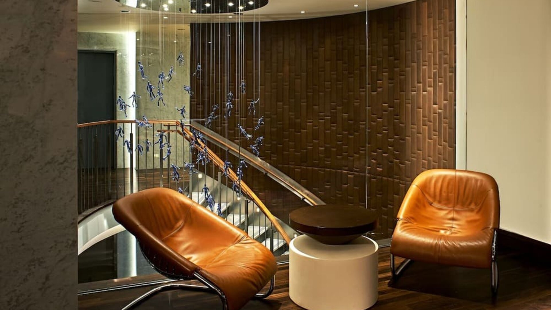 Cozy lounge area at The Fifty Sonesta Select New York.