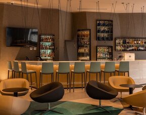Bar and lounge at Hilton Garden Inn Lima Miraflores.