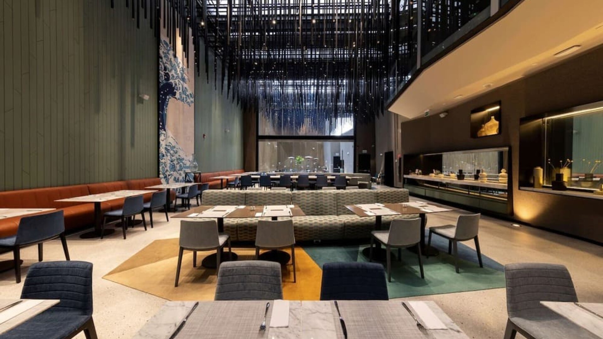 Lobby entrance at Hilton Garden Inn Lima Miraflores.