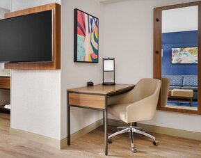 Work desk at Hyatt Place Orlando I-Drive.