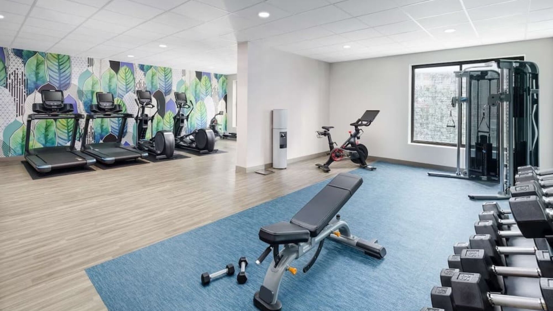 Fitness center at Hyatt Place Orlando I-Drive.