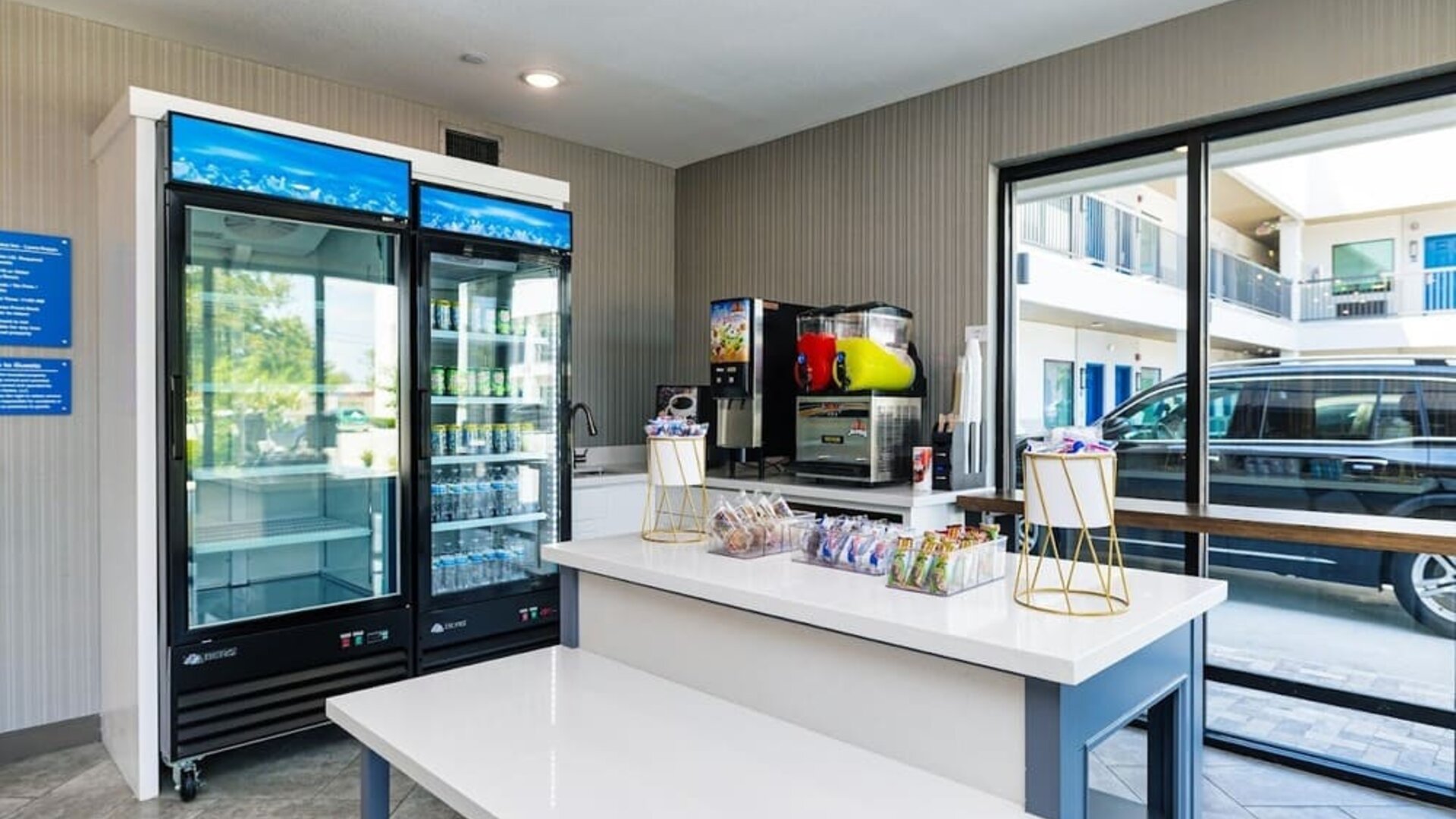 Snack bar at Palace Inn Blue Laura Koppe Rd.