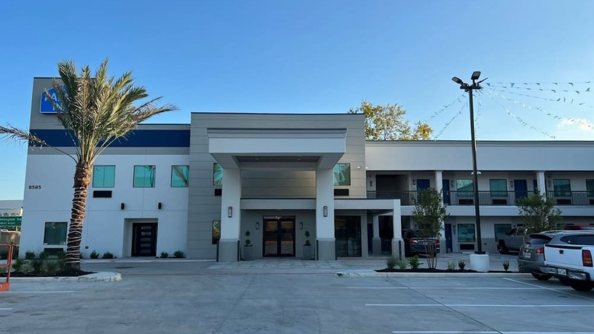 Parking available at Palace Inn Blue Laura Koppe Rd.