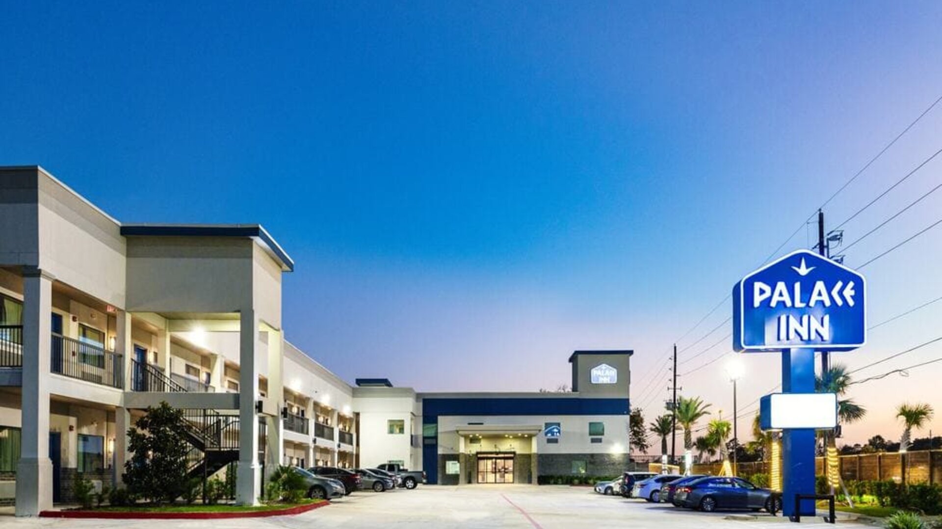 Parking available at Palace Inn Blue IAH East.