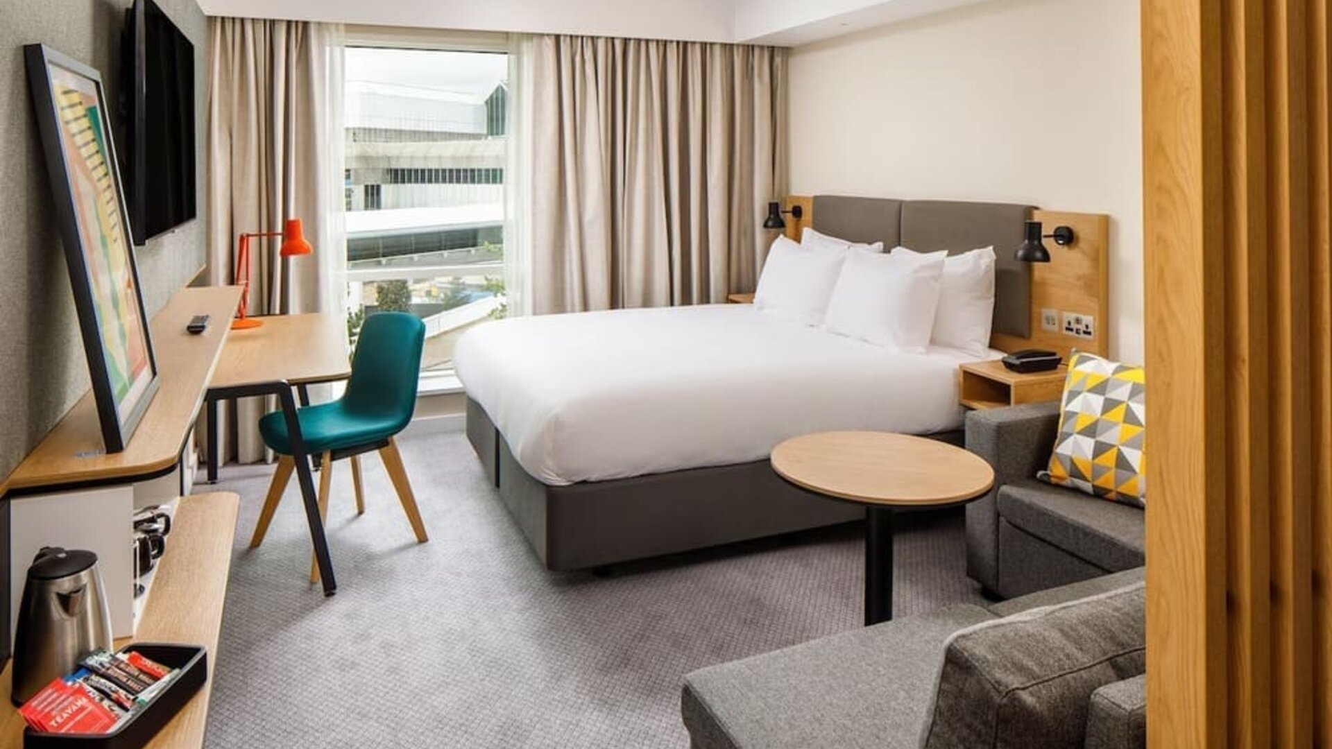 Day use room with natural light at Holiday Inn Manchester Airport. 