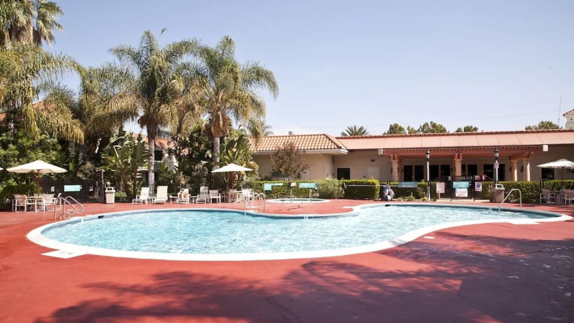 Outdoor pool at Uptown Oasis San Jose Airport.