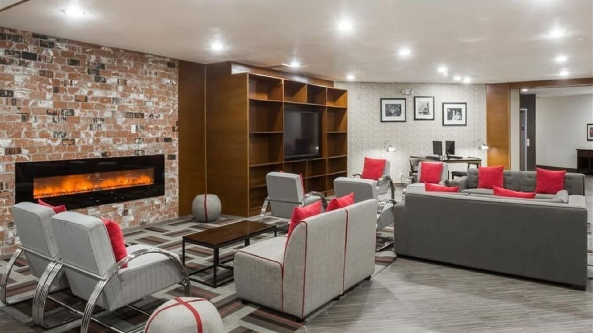 Coworking lounge with fire place at La Hacienda San Jose Silicon Valley.