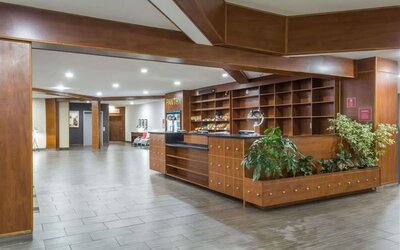Lobby entrance at La Hacienda San Jose Silicon Valley.