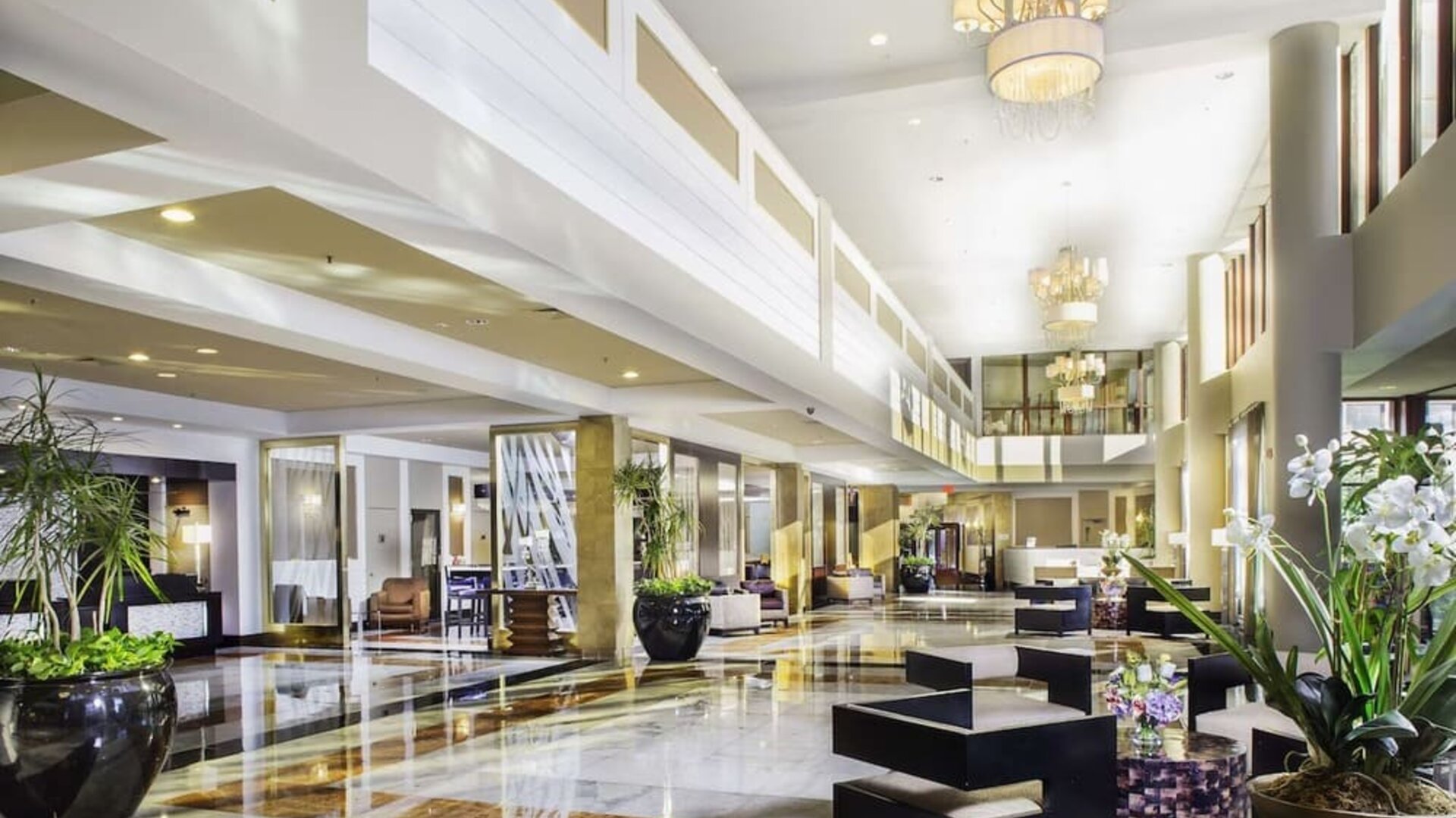 Lobby and hotel entrance at Laguardia Plaza Hotel.