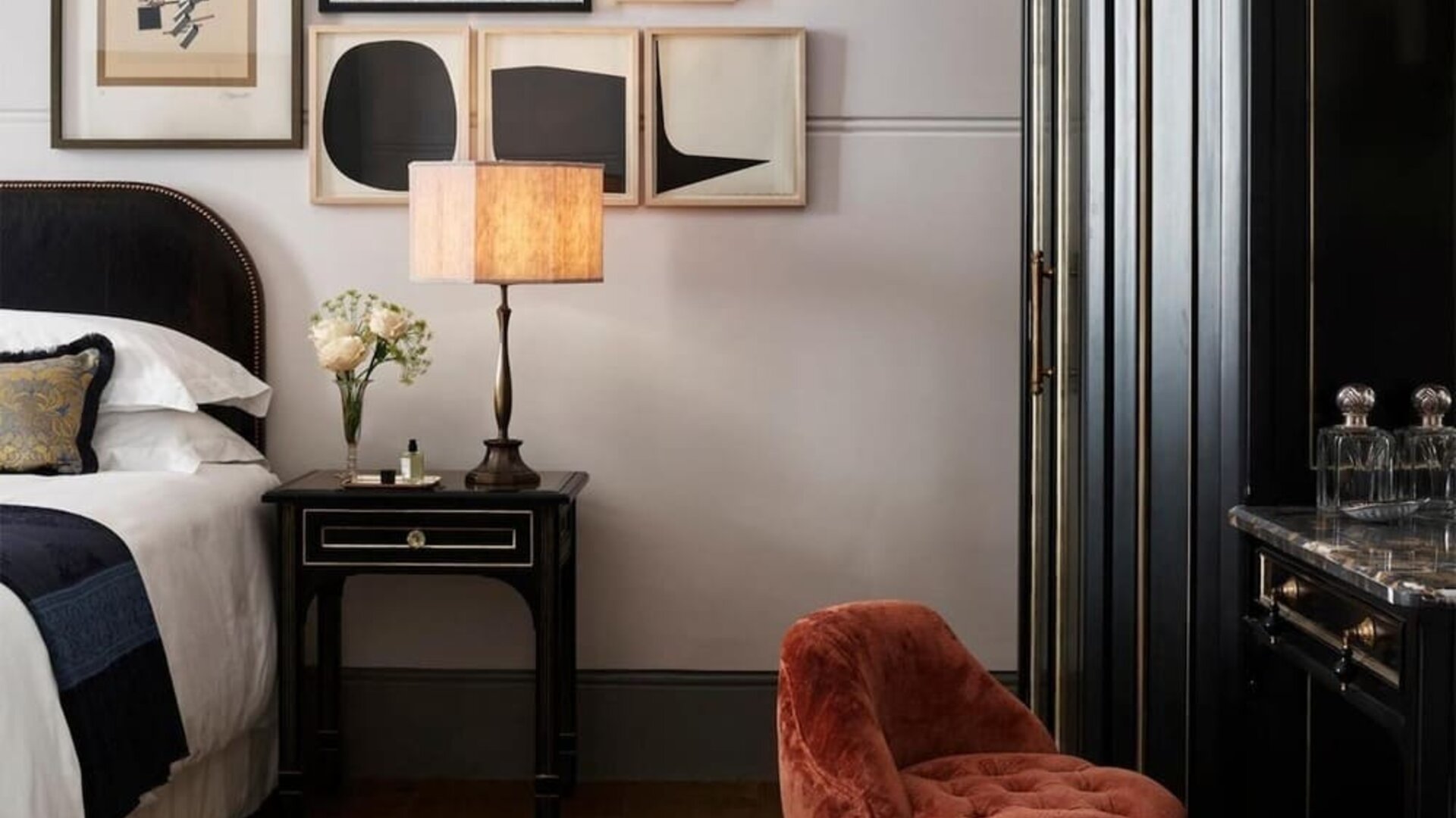 Stylish king room at NoMad London.