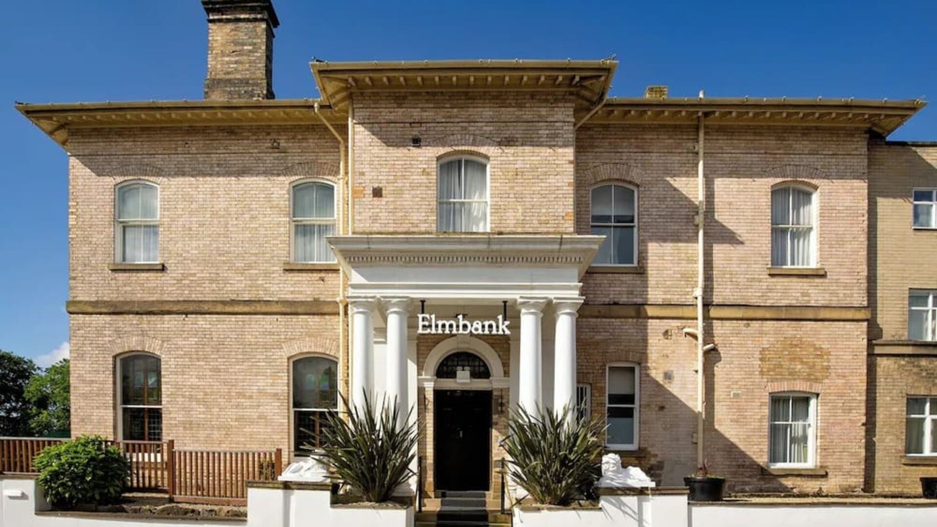 Hotel exterior at Elmbank York, Tapestry Collection By Hilton.