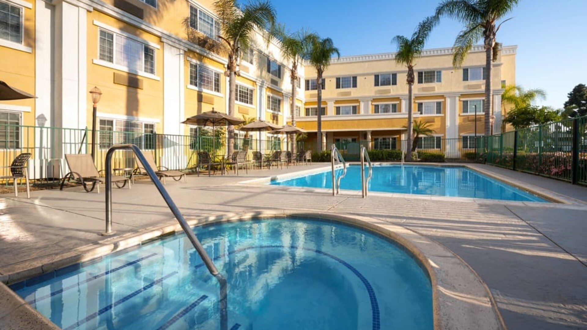 Outoor pool and hot tub at Hotel Marguerite.