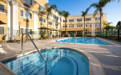 Outoor pool and hot tub at Hotel Marguerite.