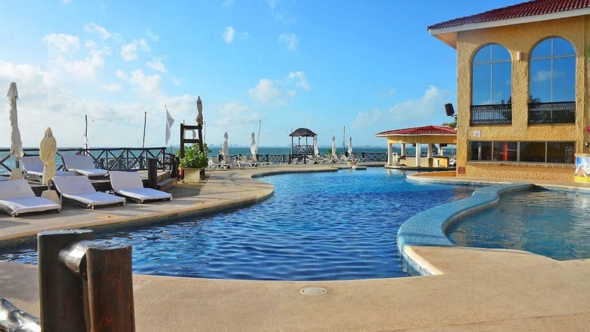 All Ritmo Cancún & Waterpark