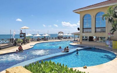 All Ritmo Cancún & Waterpark