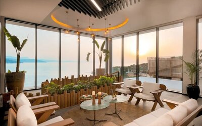 Meeting and coworking space at Le Méridien Bodrum Beach Resort.